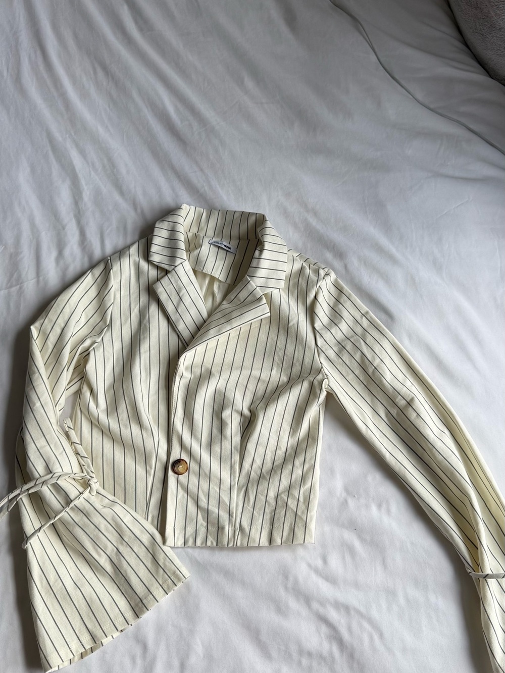 Fashion Nova Cream Pinstripe Cropped Blazer